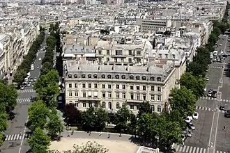 Assistance canalisation Paris 17 eme Hôtel_de_Gunsburg_from_the_Arc_de_Triomphe,_Paris_2_July_2012