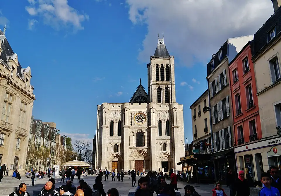Saint-Denis_Basilique_Saint-Denis_Fassade_1